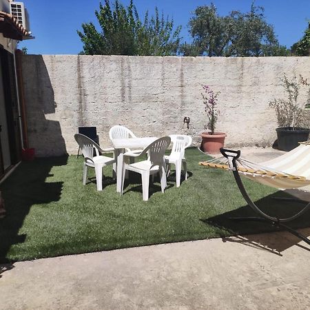 Casa Rosy Apartment San Corrado di Fuori Bagian luar foto