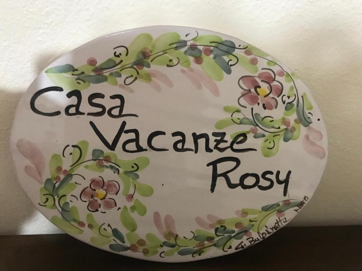 Casa Rosy Apartment San Corrado di Fuori Bagian luar foto