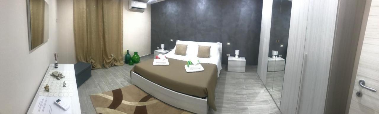 Casa Rosy Apartment San Corrado di Fuori Bagian luar foto