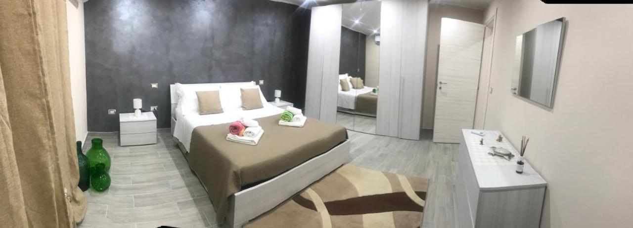 Casa Rosy Apartment San Corrado di Fuori Bagian luar foto